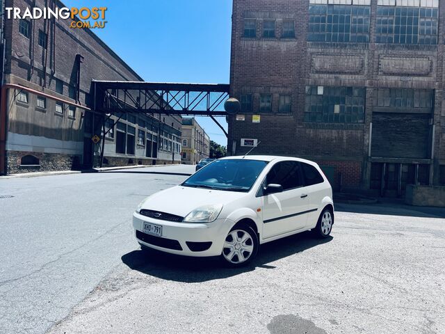 2005 Ford Fiesta LX Hatchback 4 Speed Automatic