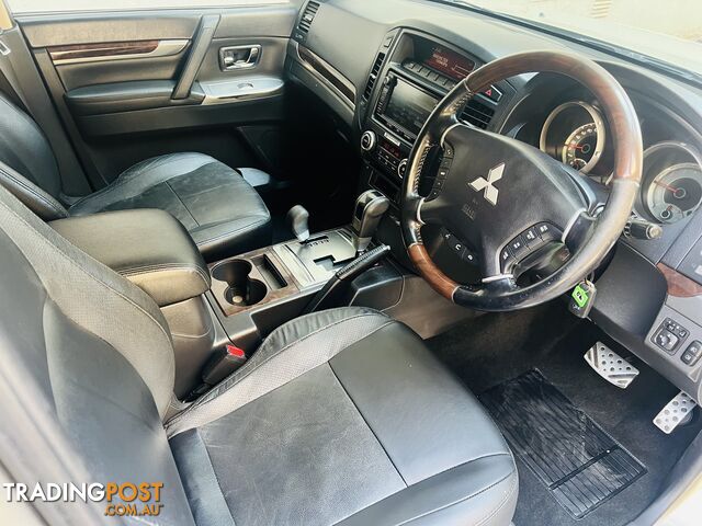 2013 Mitsubishi Pajero Wagon Automatic