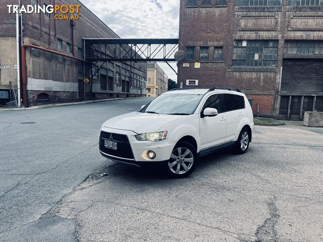 2012 Mitsubishi Outlander XLS Wagon Automatic