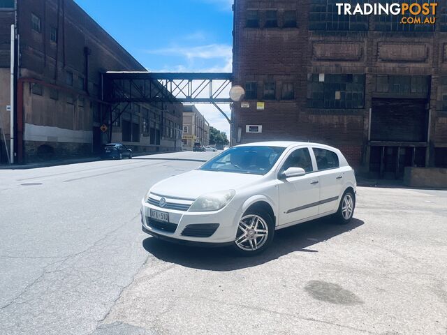 2005 Holden Astra CD Wagon 4 Speed Automatic