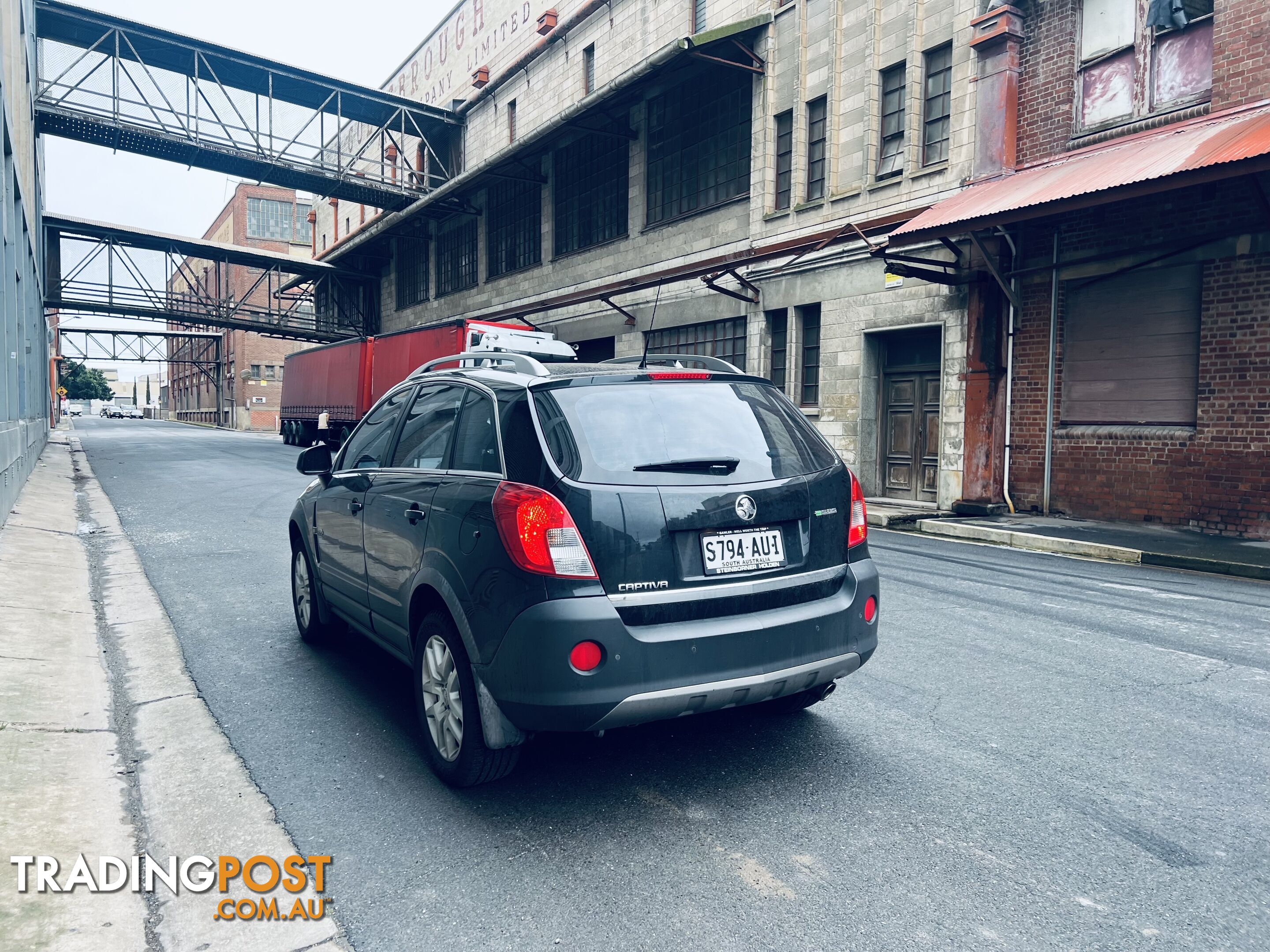 2012 Holden Captiva 5 (FWD) Wagon 6 Speed Manual