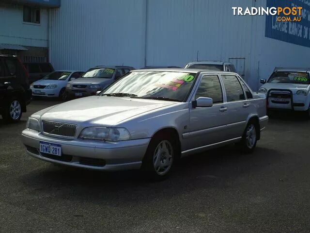 1998 VOLVO S70 2.5 20V 4D SEDAN - photo 3 of 11