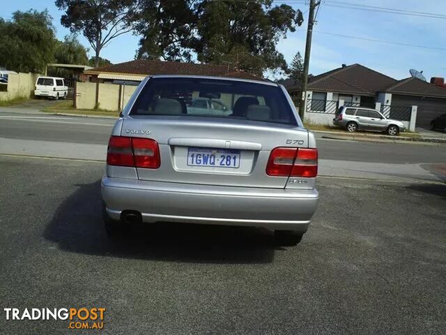 1998 VOLVO S70 2.5 20V 4D SEDAN - photo 5 of 11