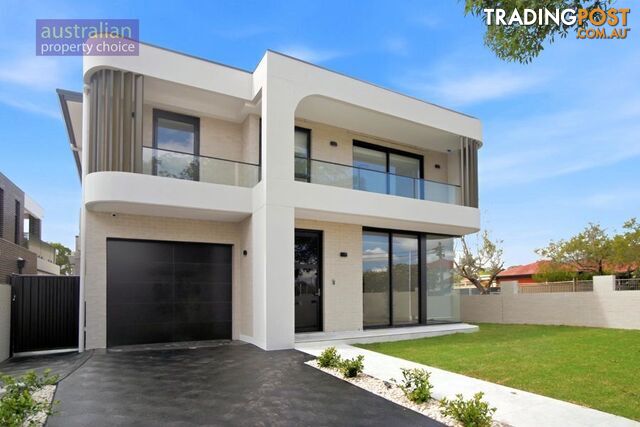 49 & 49A Wenke Crescent YAGOONA NSW 2199