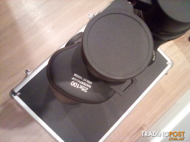 25 x 100 Binoculars and Tripod - photo 5 of 6