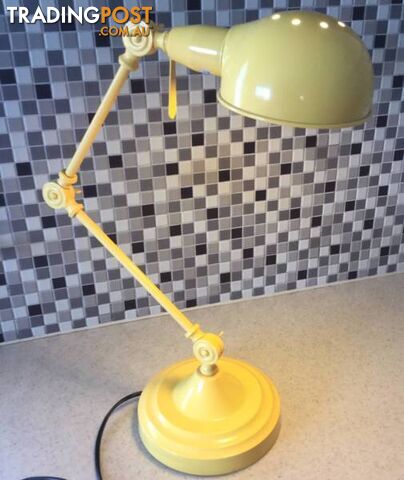 Retro look Desk lamp. As pictured 50cm high. Heavy base. Ad