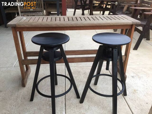 Narrow teak outdoor table & 2 stools Suit balcony.............