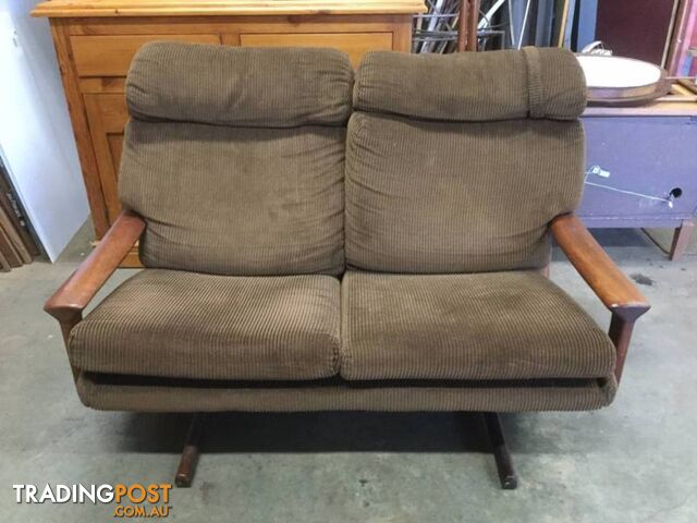 Tessa 2 seater sofa, lounge Frame in good condition Damage to uph
