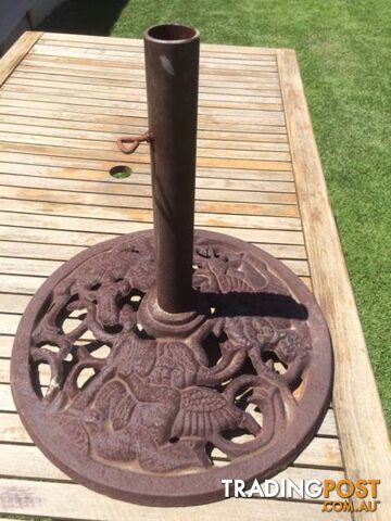 Umbrella Base cast iron Base D 47cm Post size 4cm $30