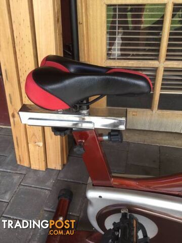 Spin bike exercise bike Very Good condition. - photo 5 of 6