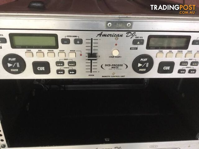 American DJ DUEL TRAY CD PLAYER DCD-PRO200 MK III No power le - photo 2 of 6