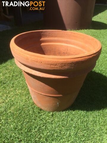 Terracotta plant pot D 58cm x H 47cm