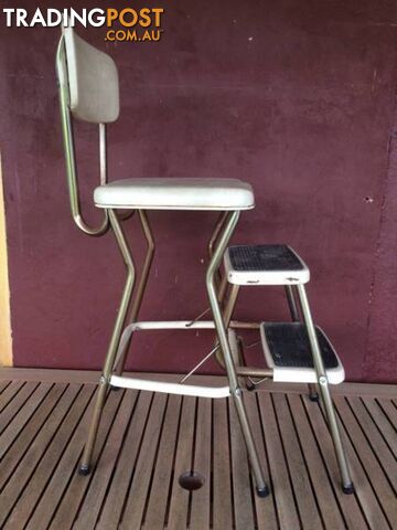 Vintage Step stool. Stool with 2 steps. Seat height 60cm Ha - photo 4 of 4