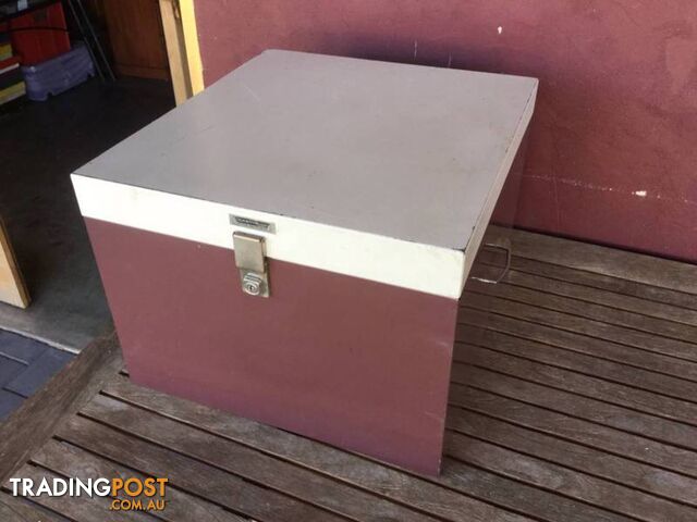 Filing cabinet desk top drawer 1 only. Lift up hinged top. Holds