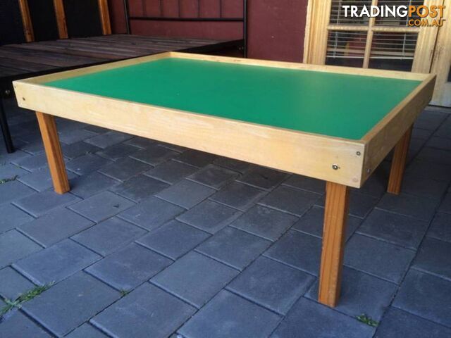 Kids Play table craft table with 2 cm lip around top. L 125cm W - photo 2 of 4