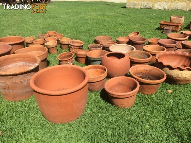 Terracotta plant pots 40 - photo 3 of 3