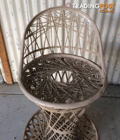 Vintage bar stool spun fibreglass Russell Woodard Latte colou - photo 3 of 4