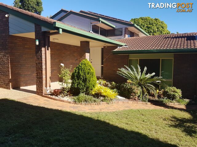 15 Garrawilla St ROBERTSON QLD 4109