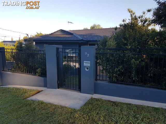 92 Fegen Drive MOOROOKA QLD 4105