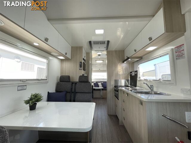 2019 Winnebago Burleigh Motor Home