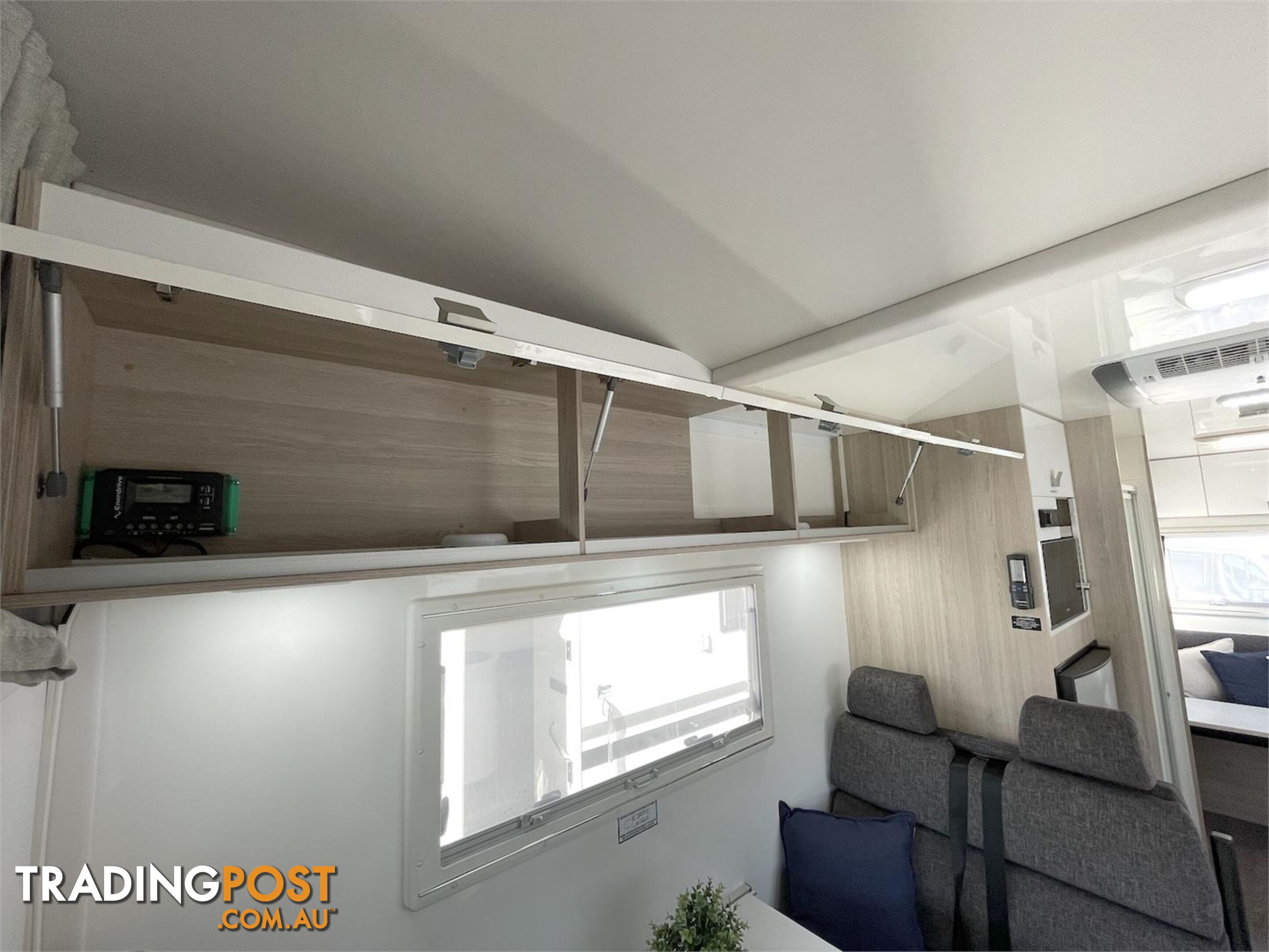 2019 Winnebago Burleigh Motor Home