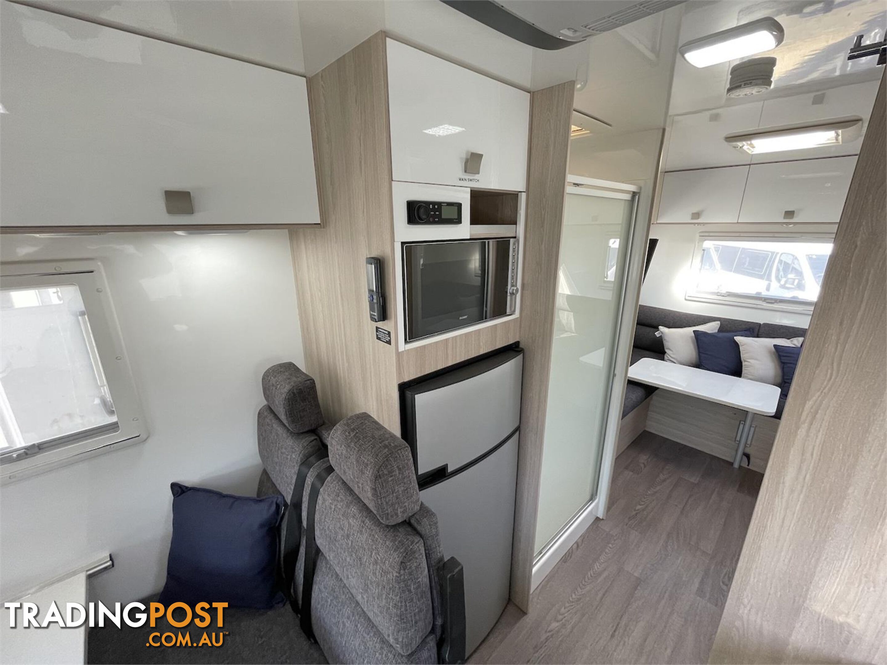 2019 Winnebago Burleigh Motor Home