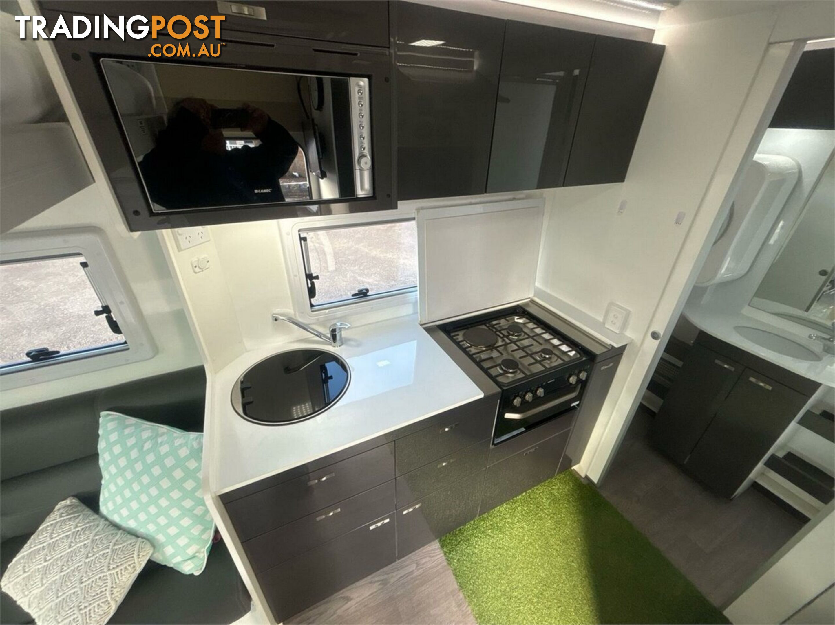 2022 Windsor Daintree Motor Home