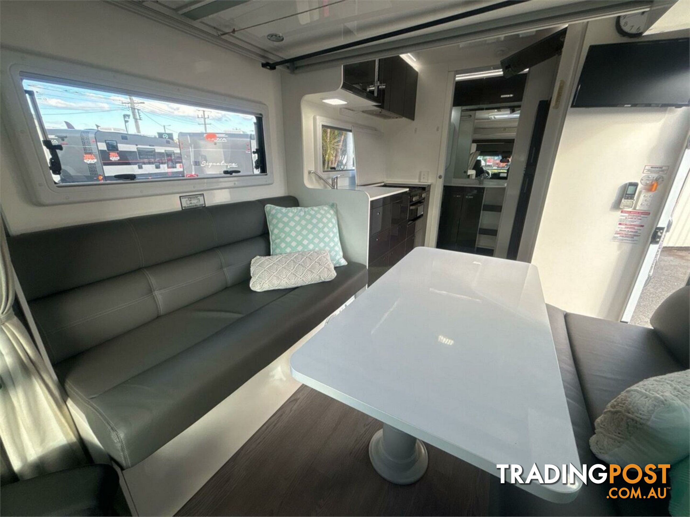 2022 Windsor Daintree Motor Home