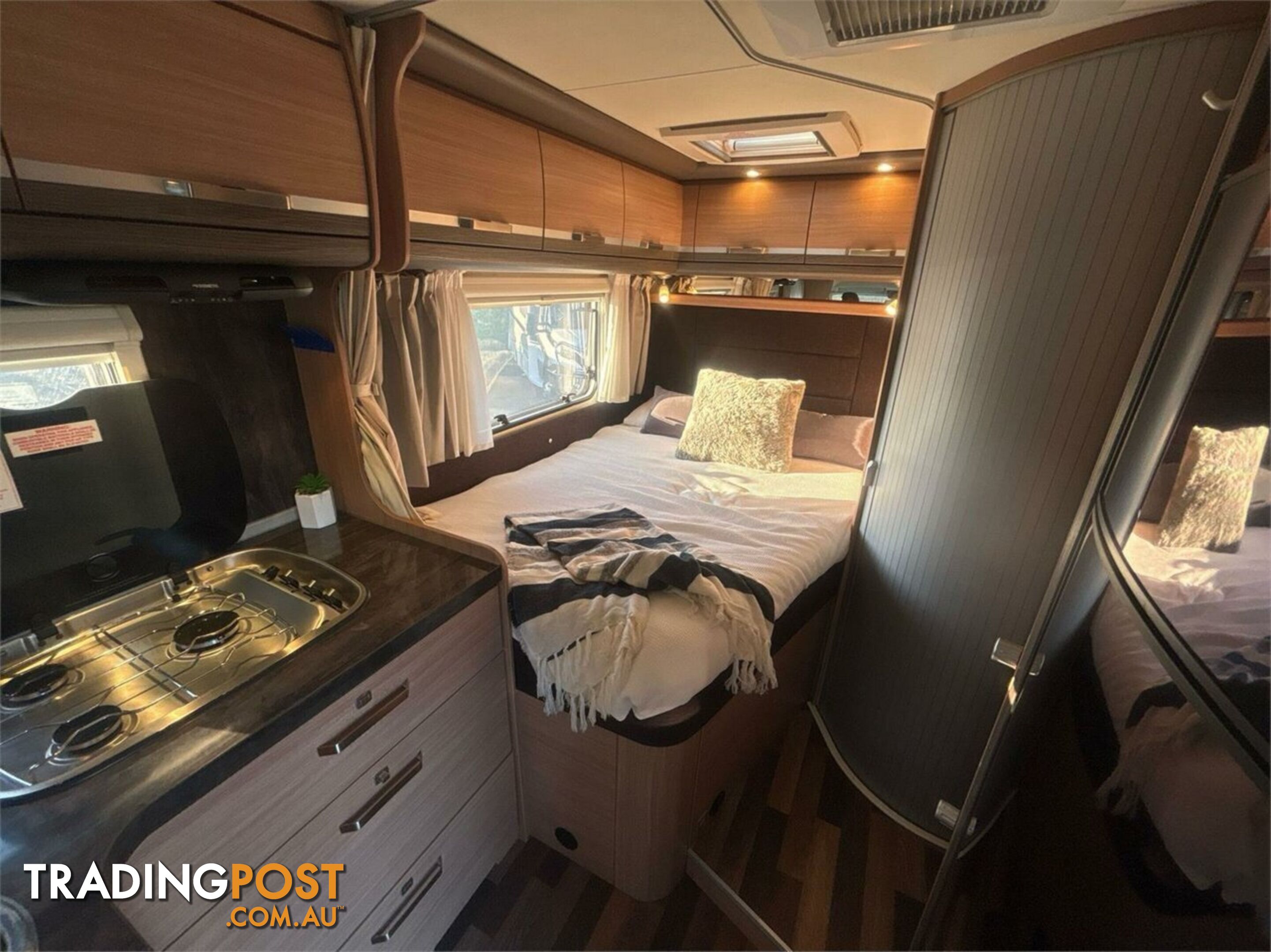 2019 Knaus by Avan Skywave 650MF Motor Home