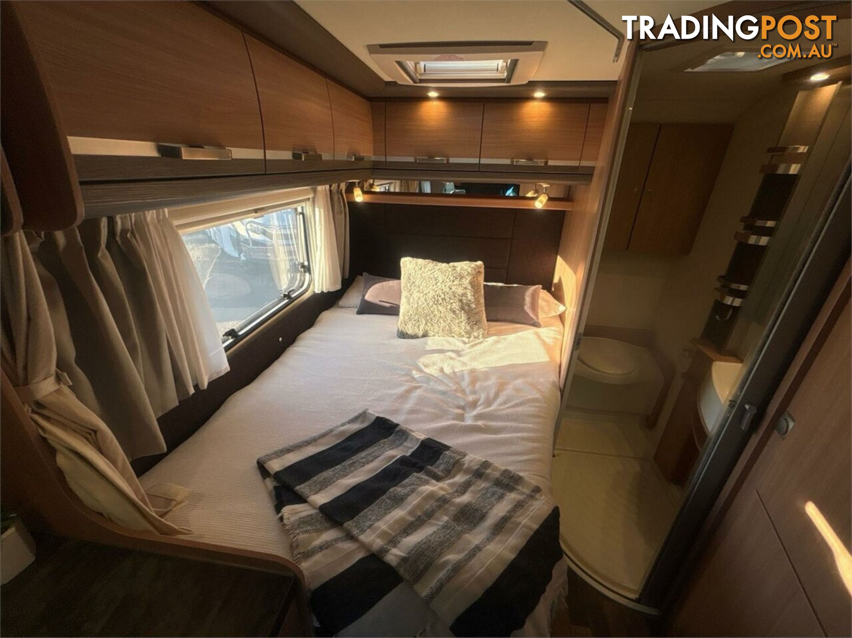 2019 Knaus by Avan Skywave 650MF Motor Home