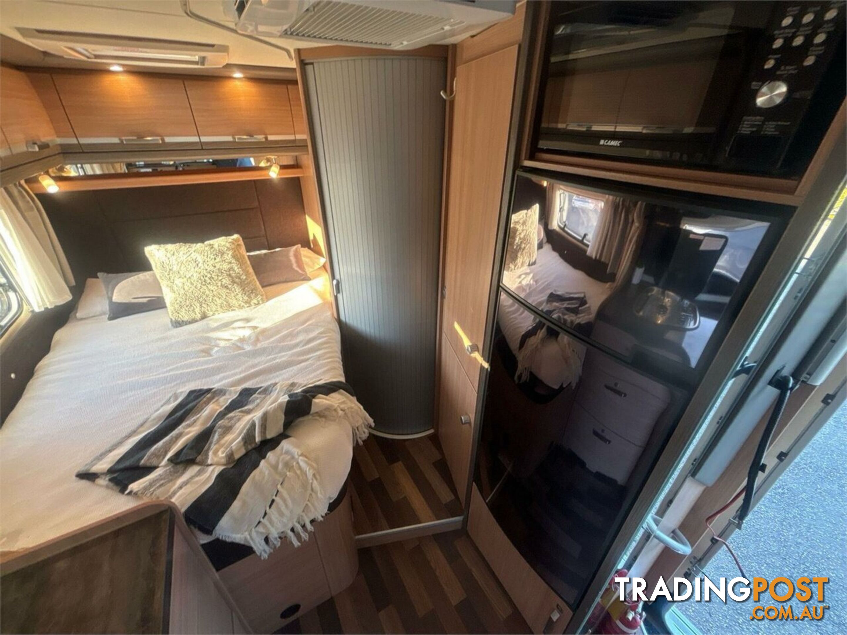 2019 Knaus by Avan Skywave 650MF Motor Home