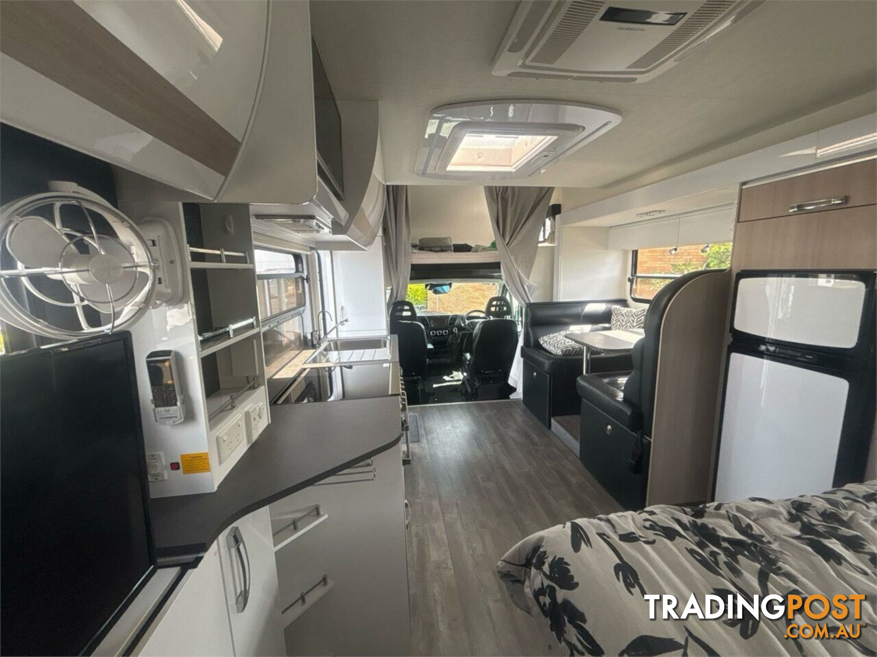 2021 Avida Esperance C7932 SL Motor Home