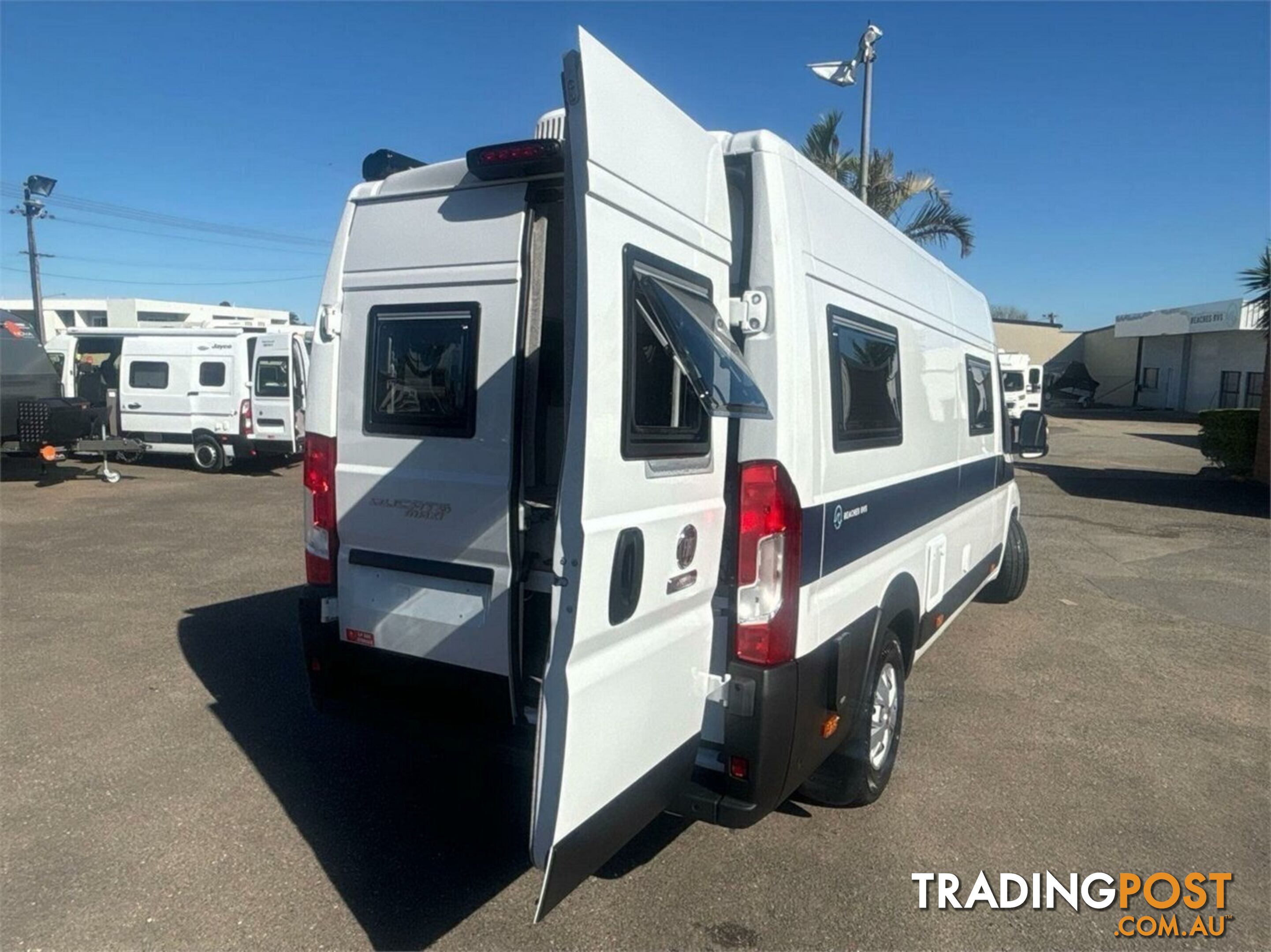 2024 FA-BC BeachClub FA-BC Beaches RVS BeachClub FA-BC White Campervan FWD