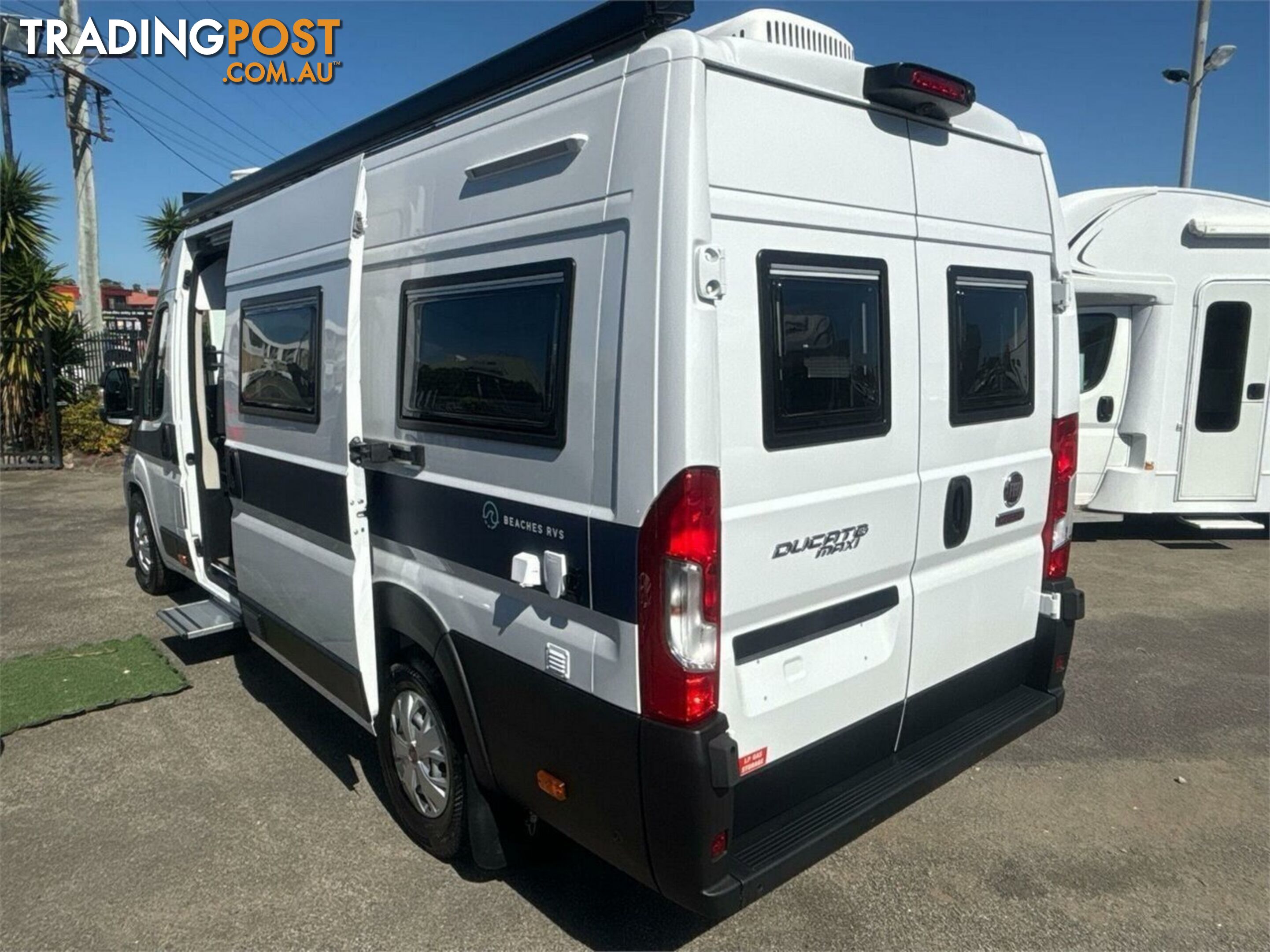 2024 FA-BC BeachClub FA-BC Beaches RVS BeachClub FA-BC White Campervan FWD