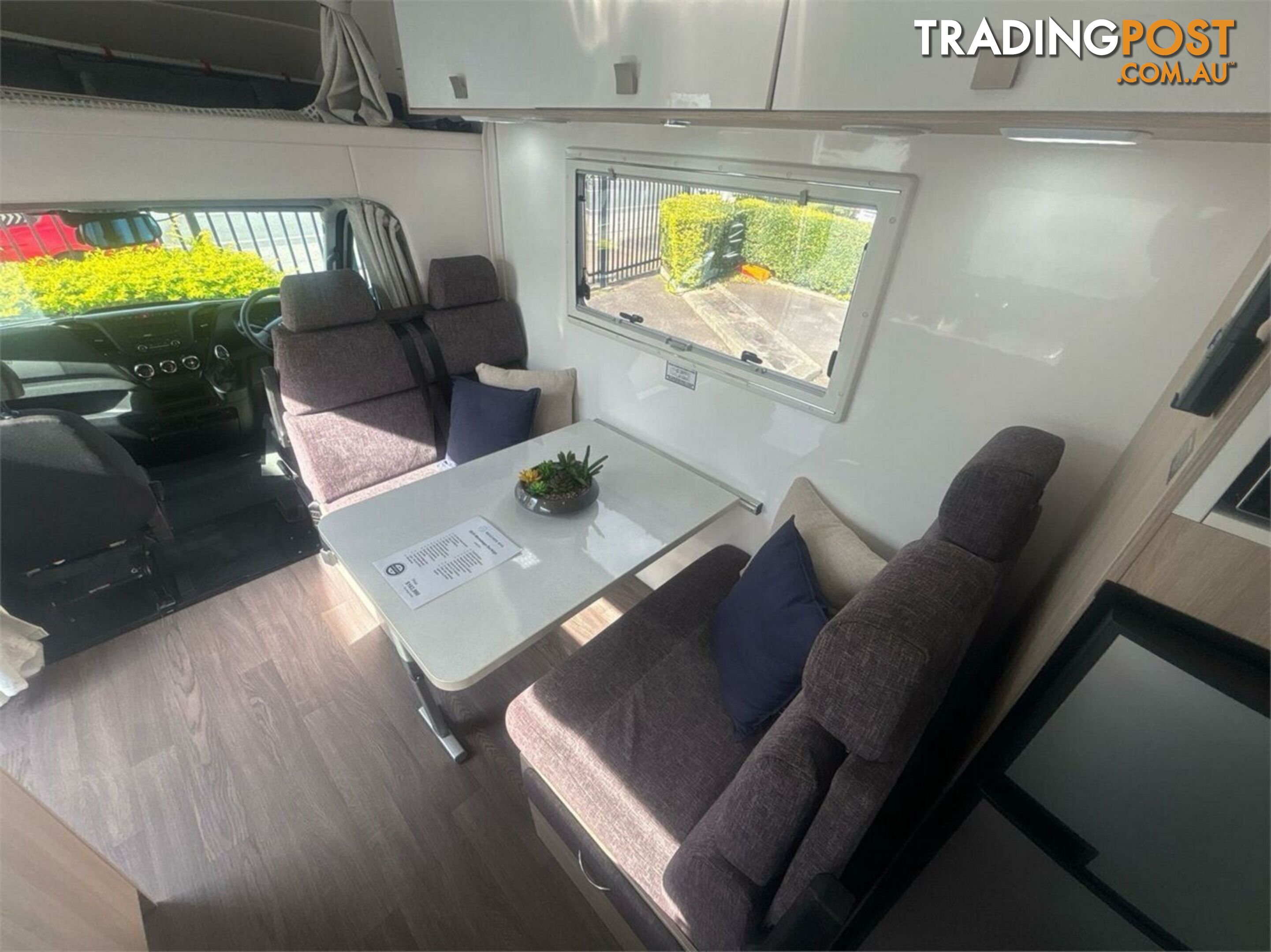 2019 Winnebago Burleigh Motor Home