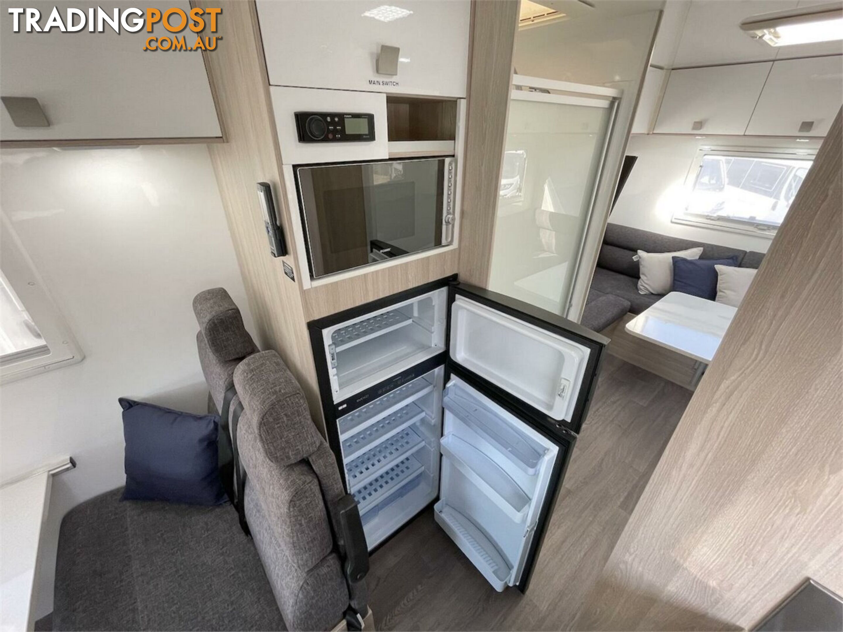 2019 Winnebago Burleigh Motor Home