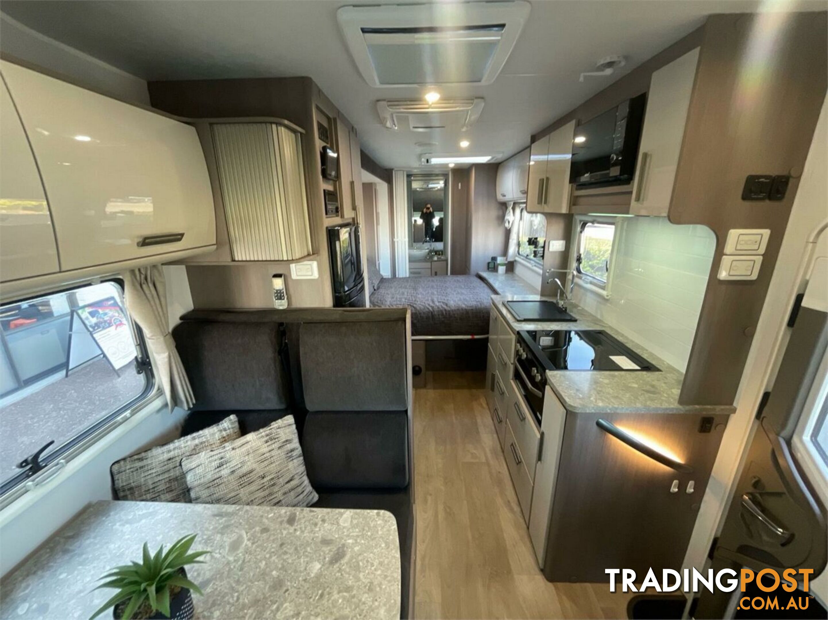 2022 Jayco Conquest FA.25-1.CQ 25FT Motor Home