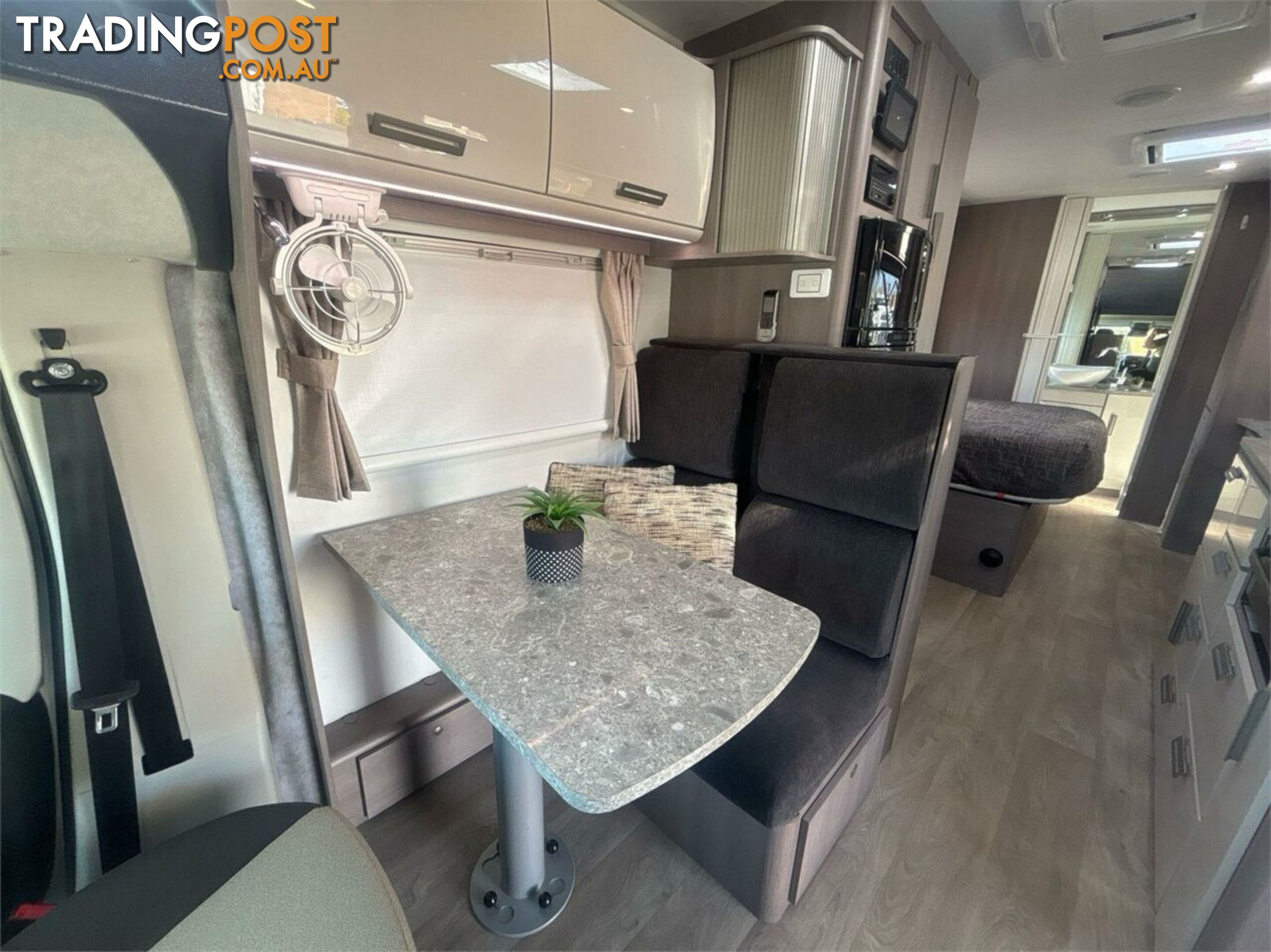 2022 Jayco Conquest FA.25-1.CQ 25FT Motor Home