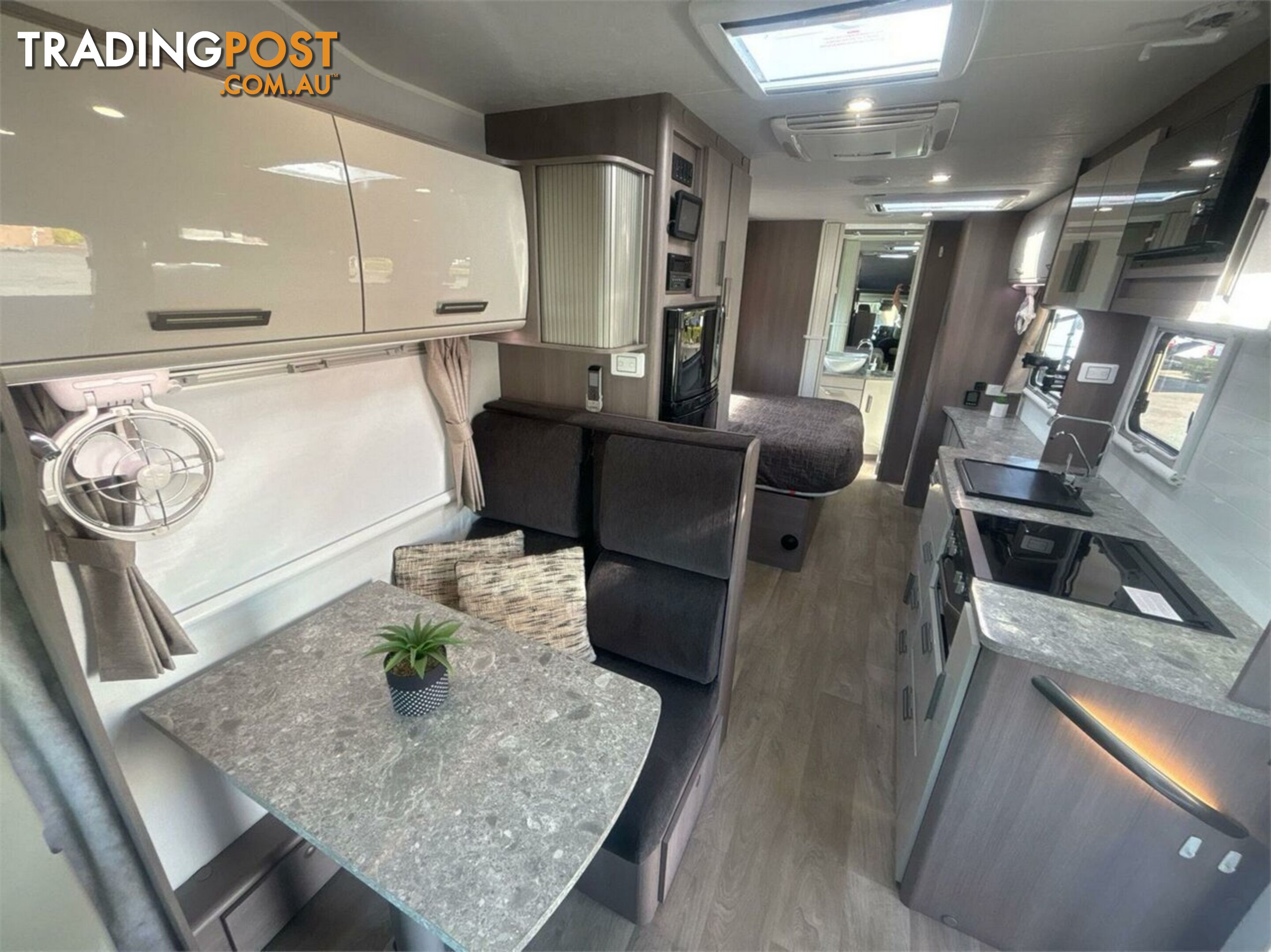 2022 Jayco Conquest FA.25-1.CQ 25FT Motor Home