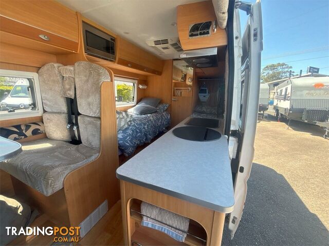 2012 AVAN Applause Motor Home