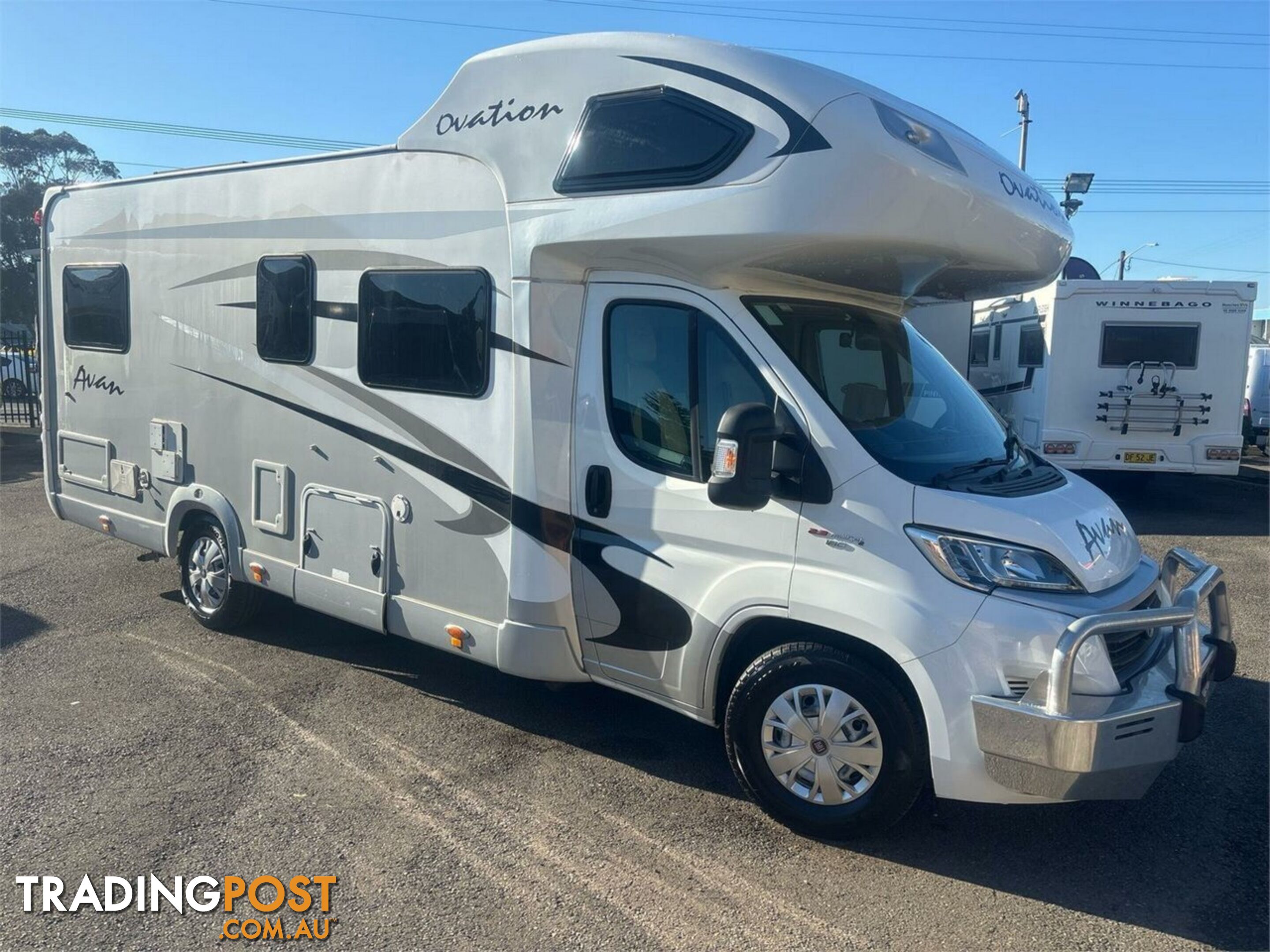 2017 AVAN Ovation M5