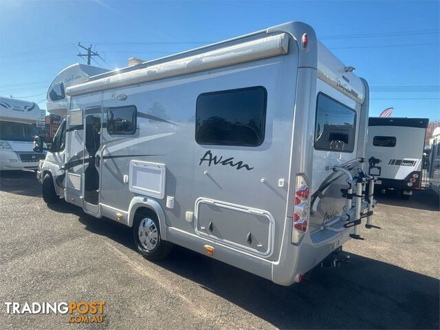 2017 AVAN Ovation M5