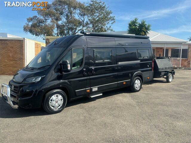 2022 XLWB INTERSTATE ONE Interstate InterstateOne Onyx Black Campervan FWD