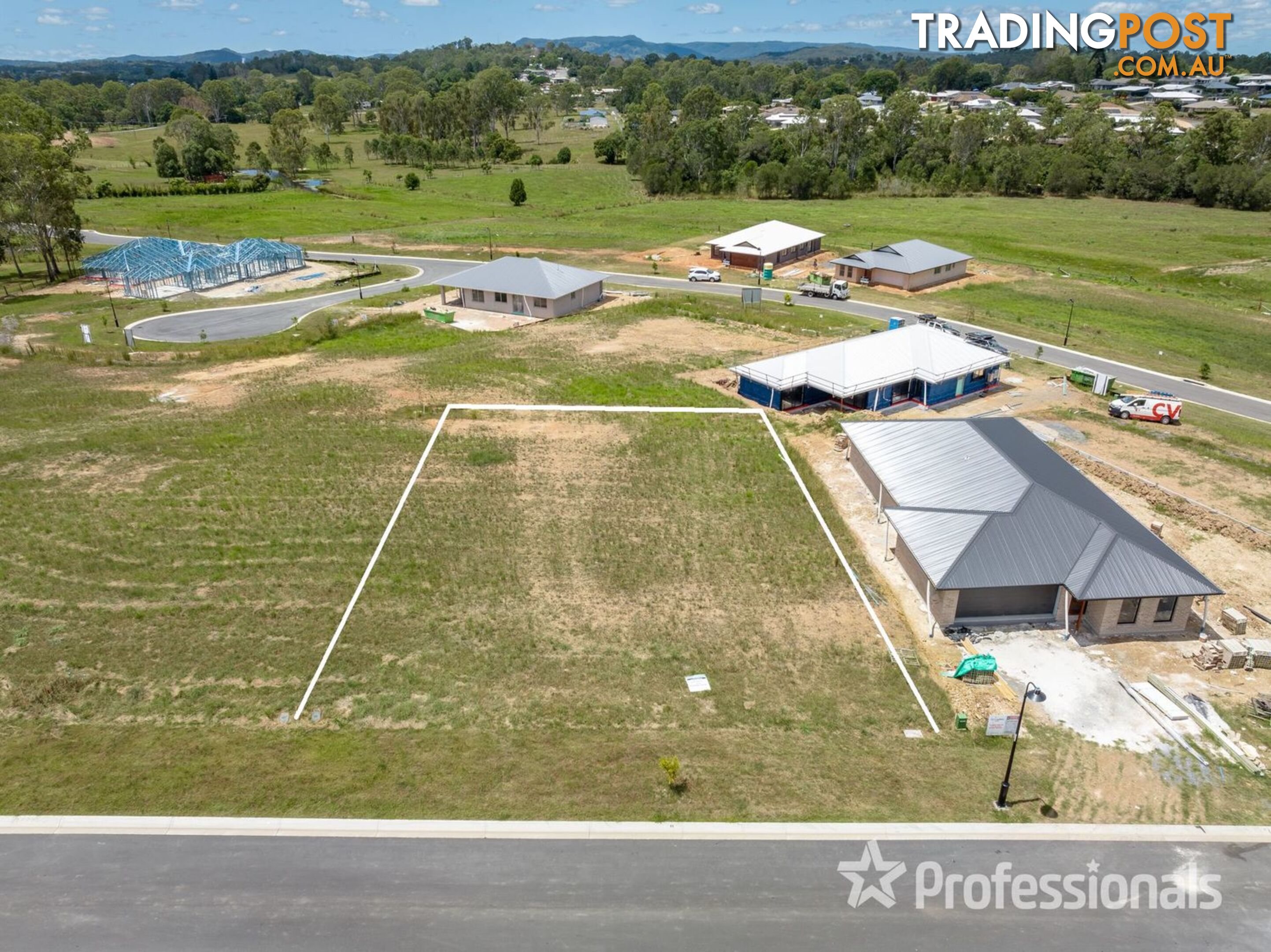 6 Kestrel Close Southside QLD 4570