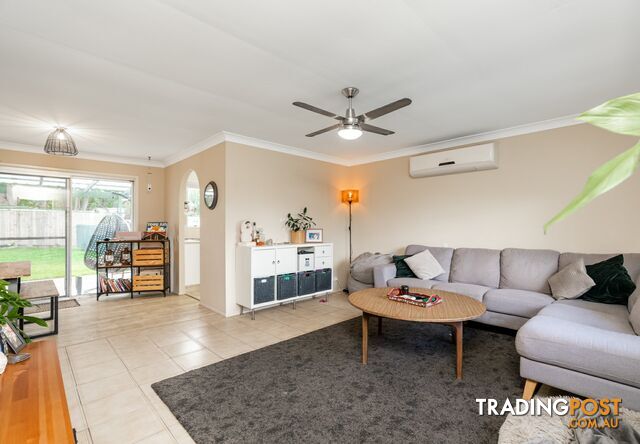 96 Waratah Drive CRESTMEAD QLD 4132