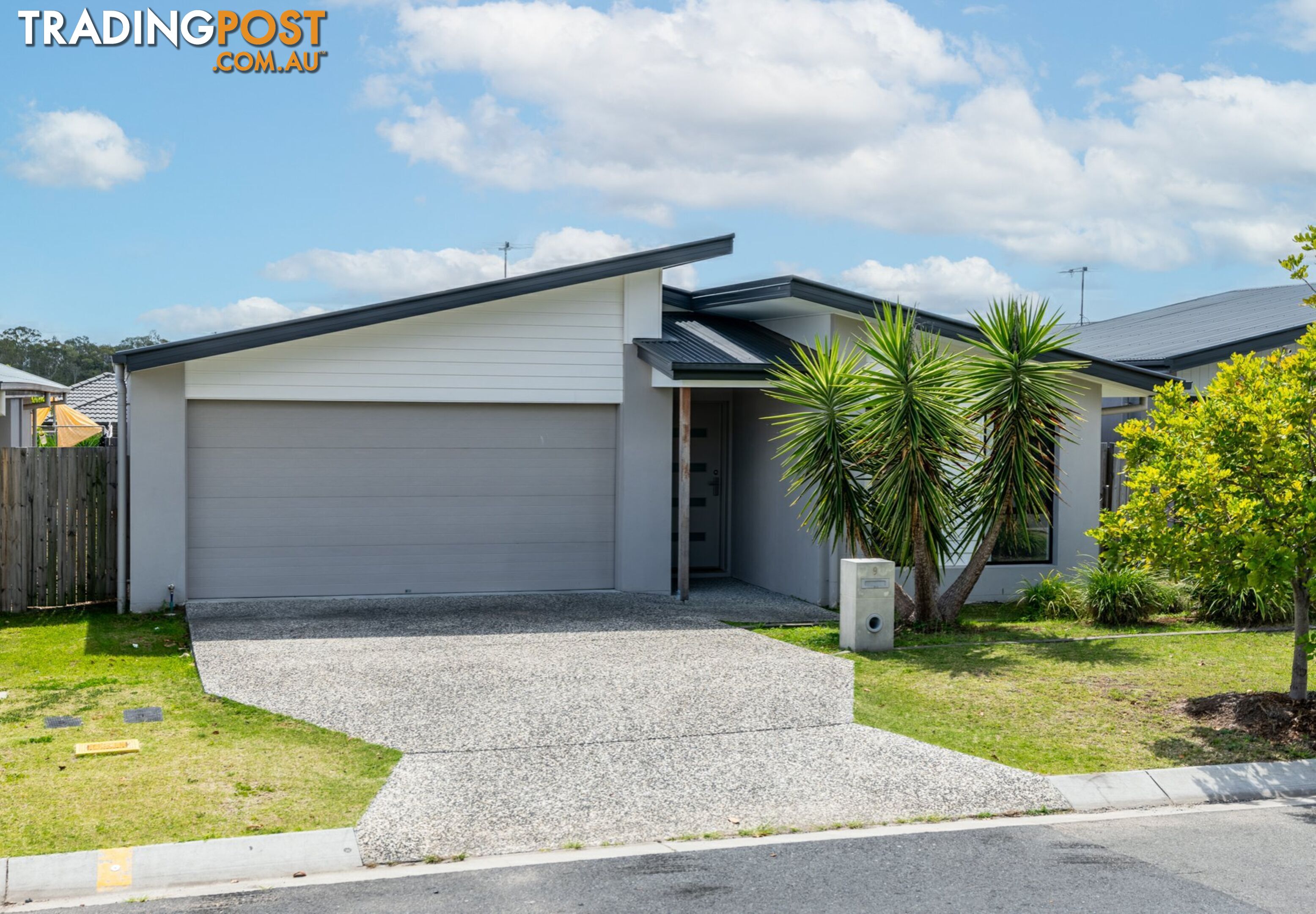 9 Jackson Place GREENBANK QLD 4124