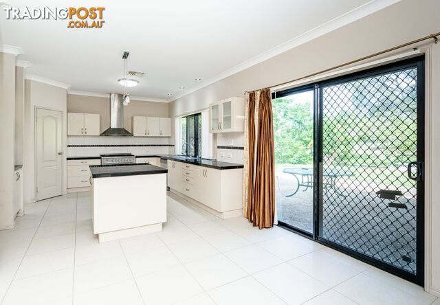 335-337 Equestrian Drive NEW BEITH QLD 4124