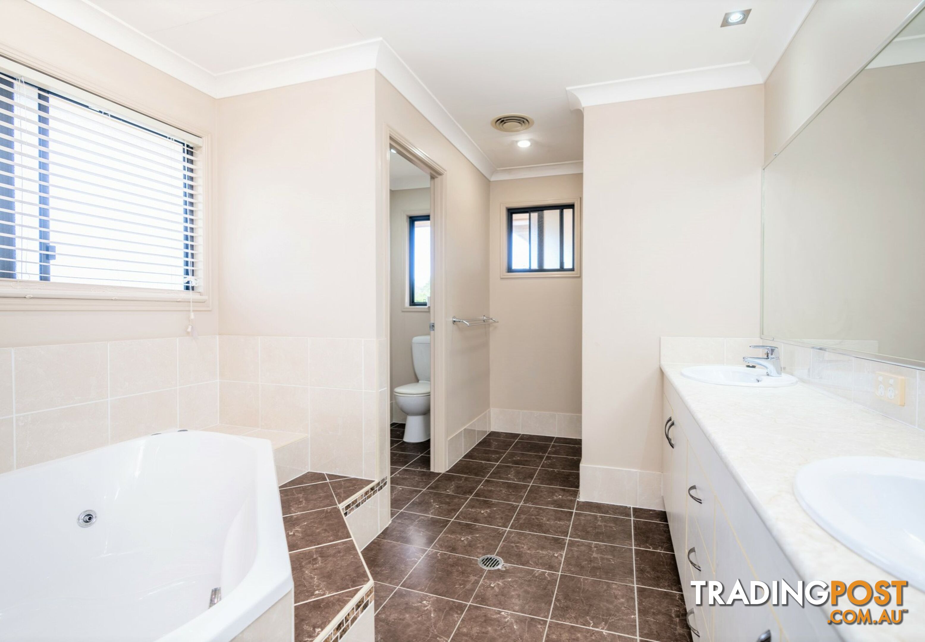 335-337 Equestrian Drive NEW BEITH QLD 4124