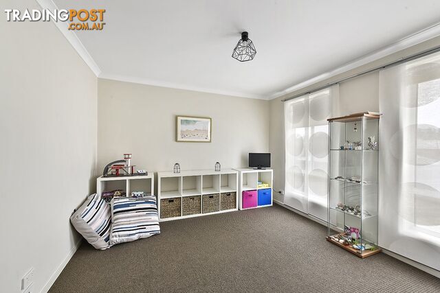 34 Norman Court LAKES ENTRANCE VIC 3909