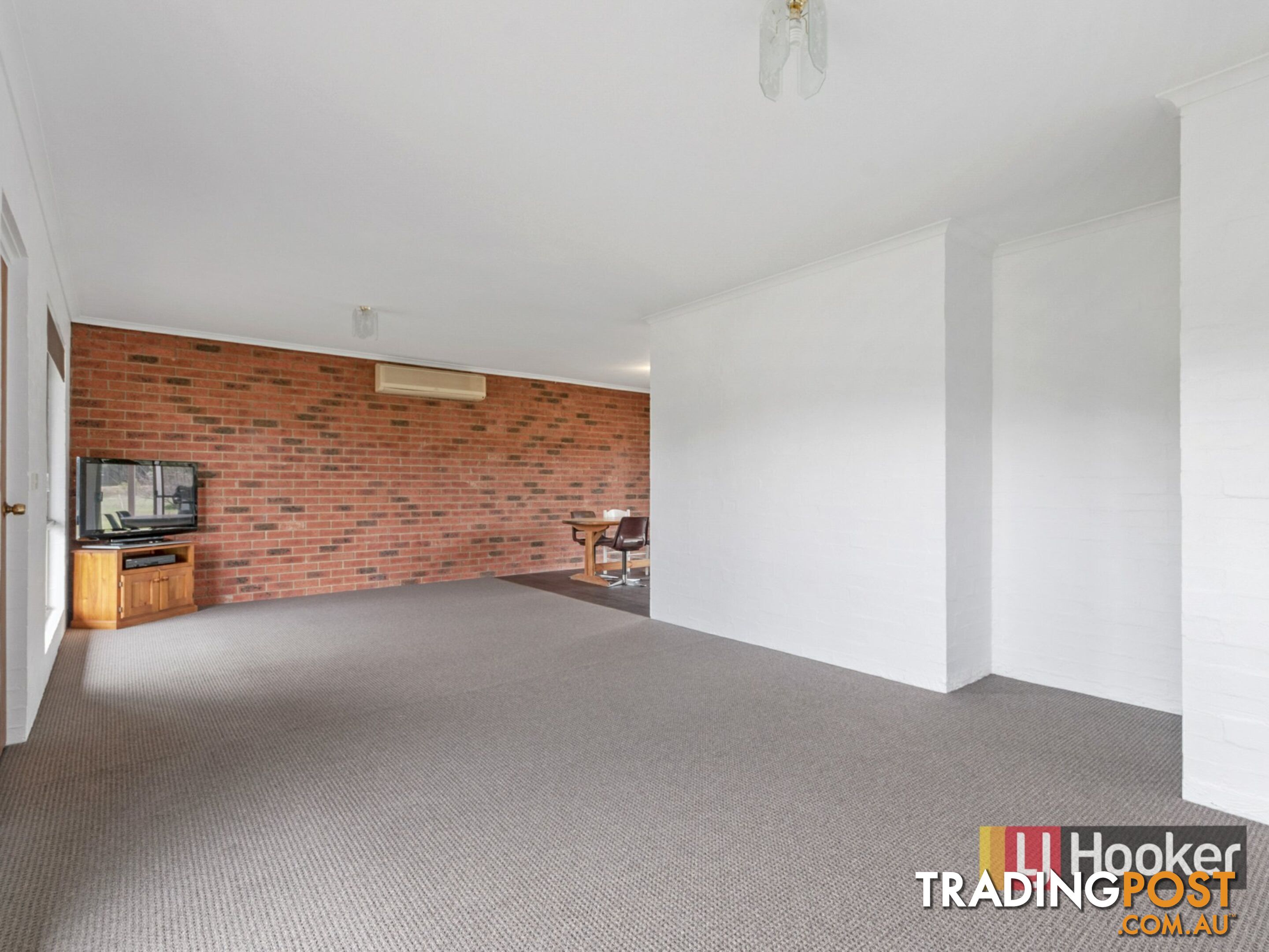 24 Thoms Road WAIREWA VIC 3887